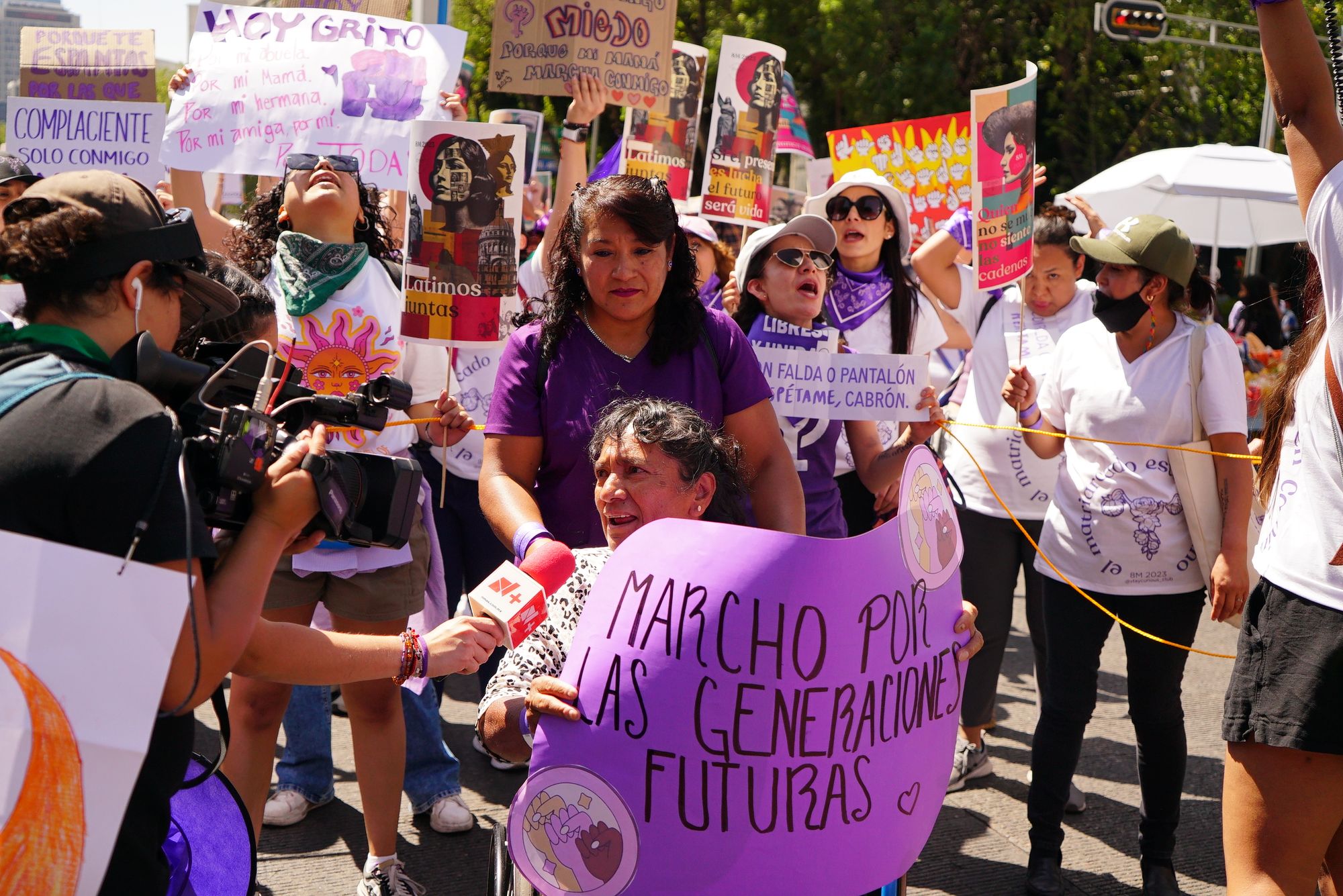 El matriarcado está en camino: Stay Curious en el 8M