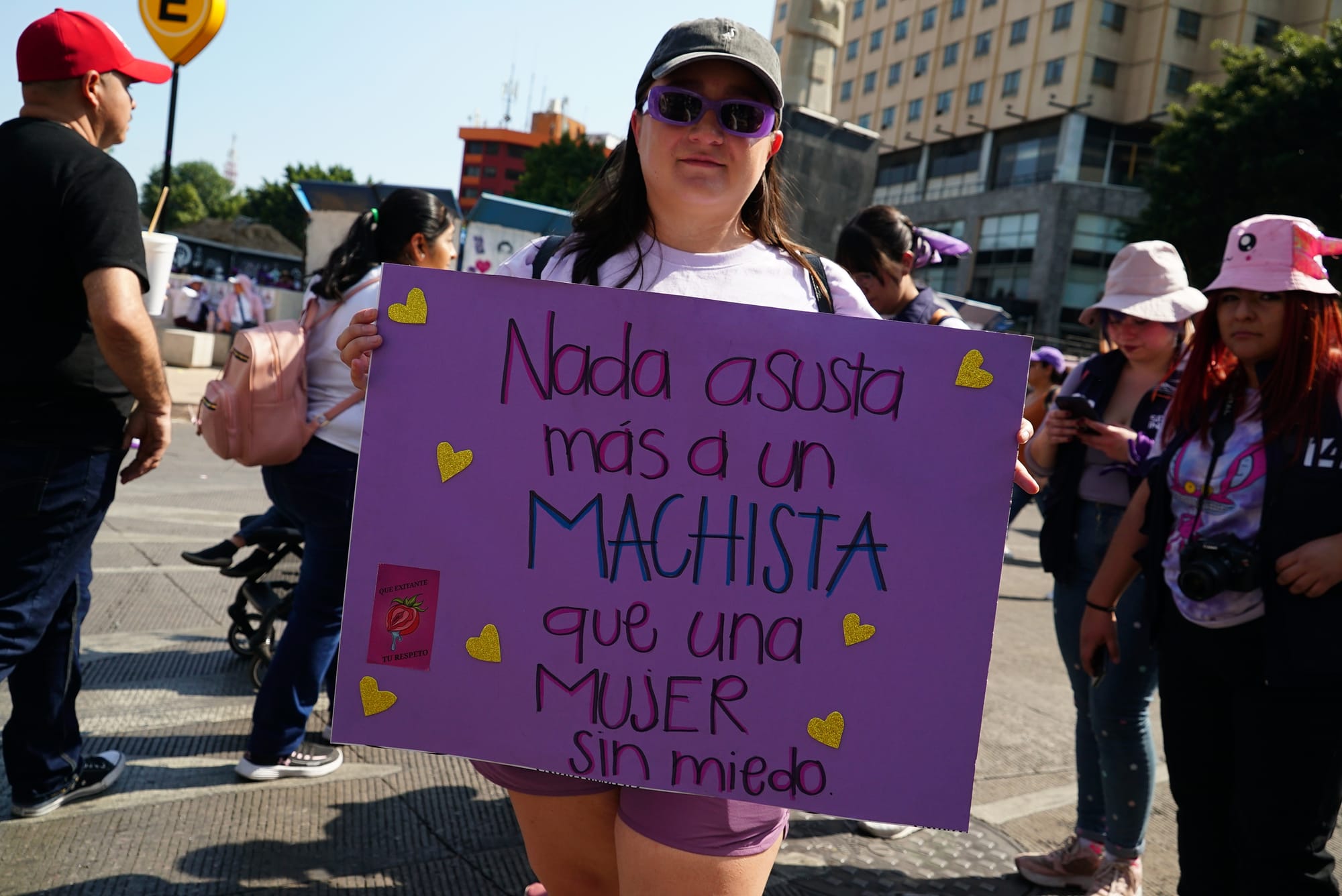 “Esas morras si me representan": Marcha 8M 2024